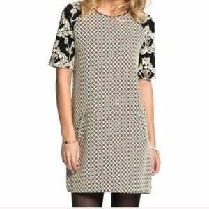 Scotch & Soda Women Short Sleeve Mini Dress M Knit Black Cream Geo Star Floral